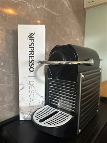 Nespresso Pixie Coffee Machine